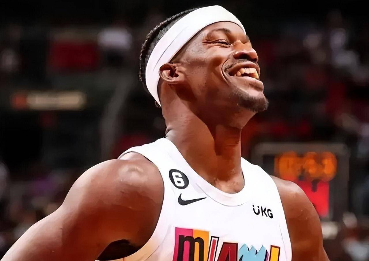 九游游戏中心网页版孟菲斯灰熊迎葡超关键赛，转会期篮板制胜，话题不断，身体对抗强度拉满的简单介绍