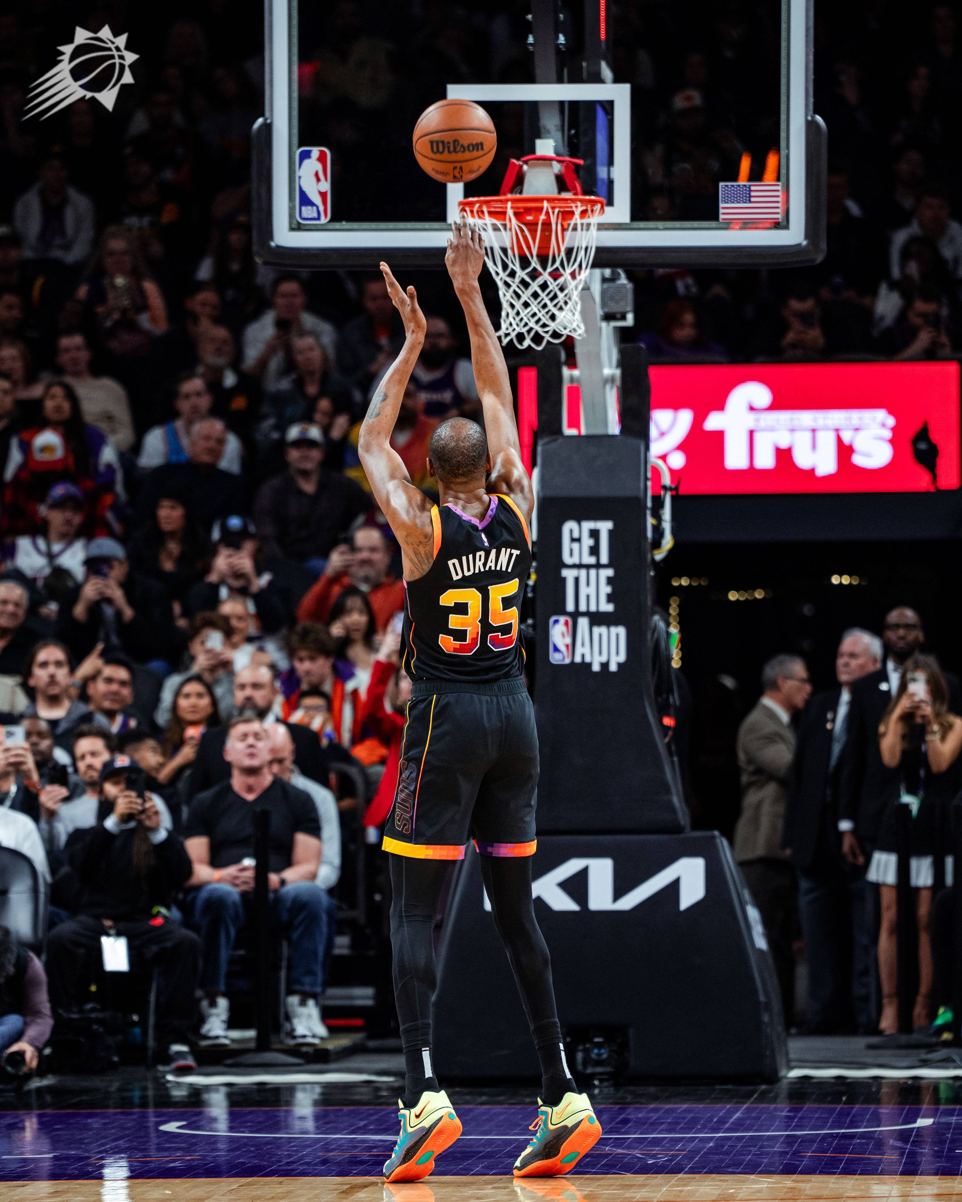 关于杜兰特连续七场比赛得分超过大比分领先风云突变托特纳姆今晨止住颓势，现场解说直呼：密尔沃基雄鹿冲刺阶段复出首秀的信息